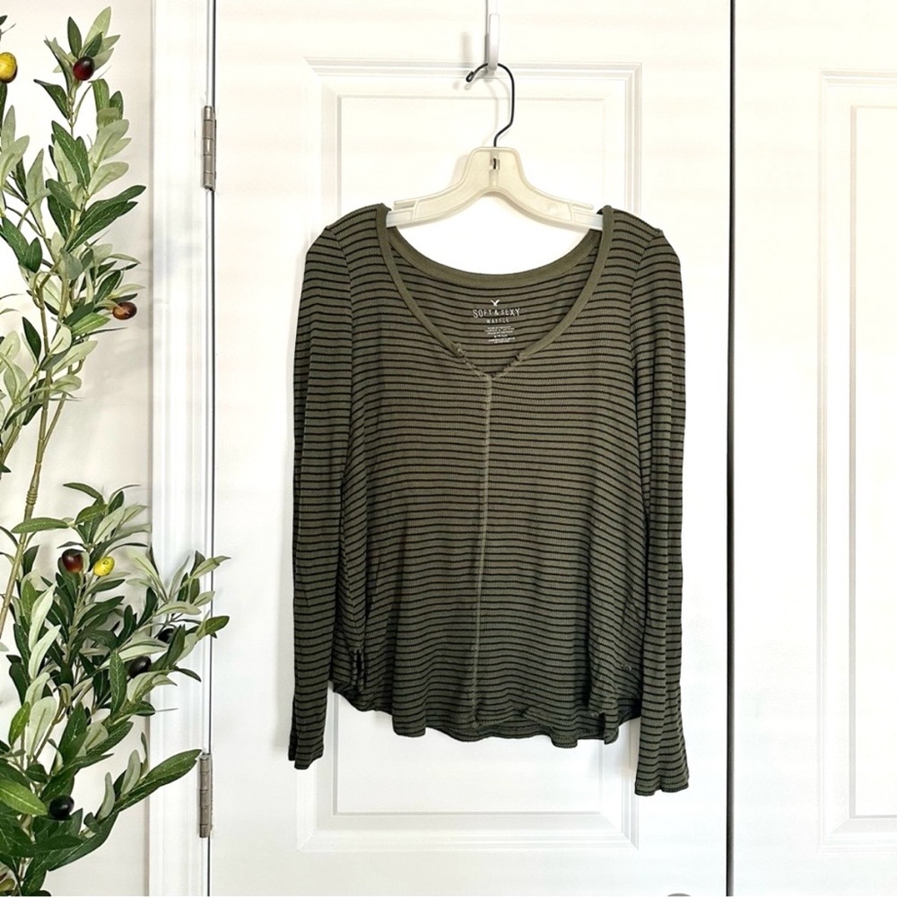 🌿 AEO • Waffle Knit Long Sleeve